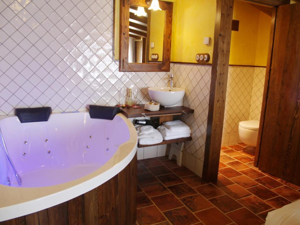 Font D'En Torres Solo Adultos Guest House Morella Ruang foto