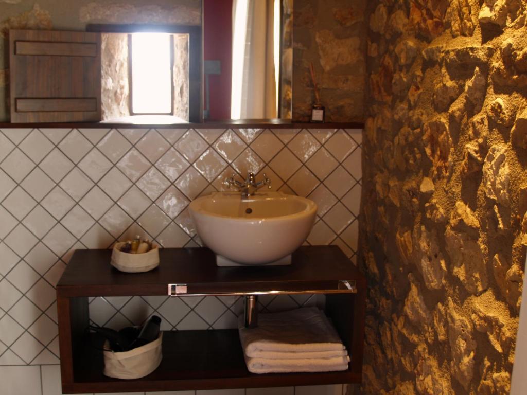 Font D'En Torres Solo Adultos Guest House Morella Bagian luar foto